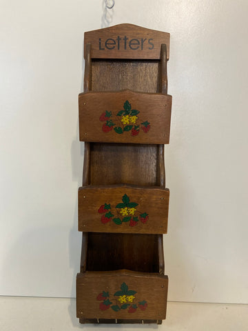 PORTA LETTERE VINTAGE IN LEGNO H53XL13 CM