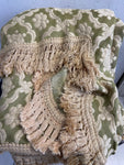 COPERTA VINTAGE VERDE RICAMATO C/FRANGE