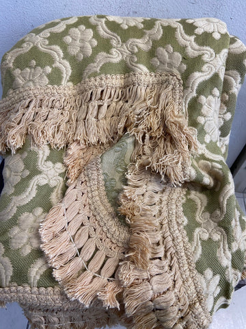 COPERTA VINTAGE VERDE RICAMATO C/FRANGE