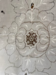 COPRILETTO MATR.IN COTONE BIANCO C/RICAMO SFILATO SICILIANO