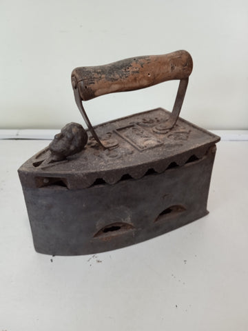 FERRO DA STIRO ANTICO H20XL20XP8 CM