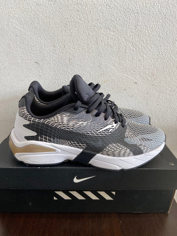 SCARPE NIKE DIMSIX MIS.42 NERO/BIANCO C/SCATOLO