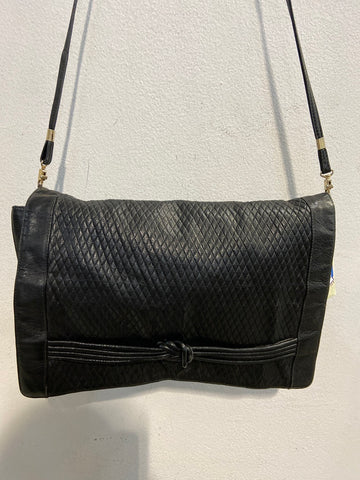 POCHETTE VINTAGE IN PELLE NERA C/TRACOLLA