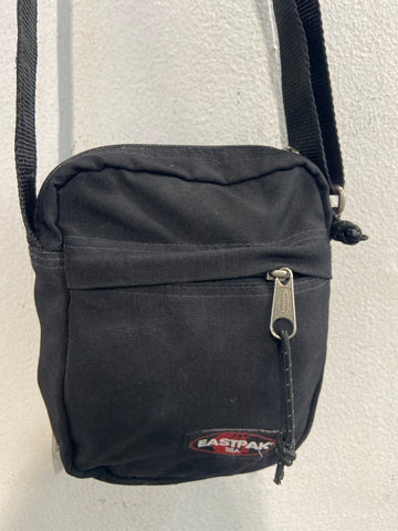 BORSELLO EASTPAK NERO