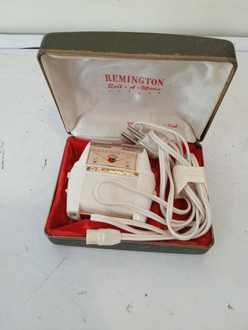 RASOIO ELETTRICO REMINGTON DE LUXE CON CUSTODIA