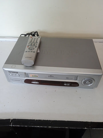 VIDEOREGISTRATORE SAMSUNG ( TELECOMANDO ALLA CASSA )