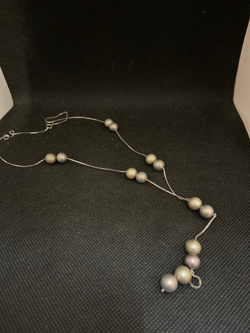 COLLANA IN ARG925 C/PERLINE GRIGIE