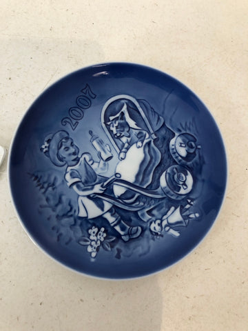 PIATTO IN PORCELLANA BING & GRONDAHL CHILDREN'S DAY 2007 DIAMETRO13 CM