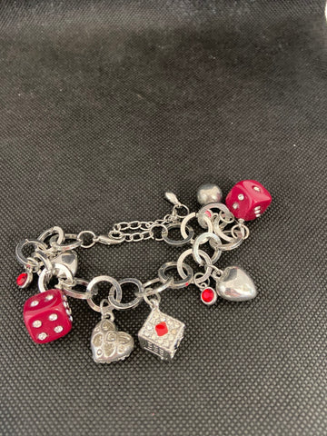 BRACCIALE ARGENTATO C/CIONDOLI CUBI STRASS