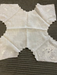 CENTRINO P/PANE IN COTONE BIANCO C/RICAMO
