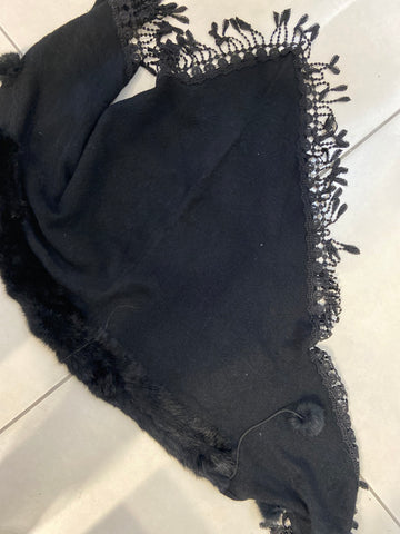 SCIALLE MISTO LANA NERO C/FRANGE E LAPIN