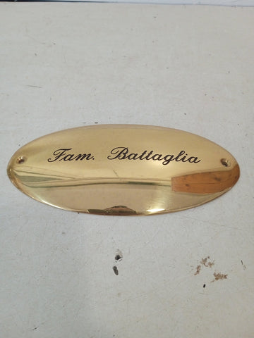TARGA IN OTTONE FAM. BATTAGLIA 14X7