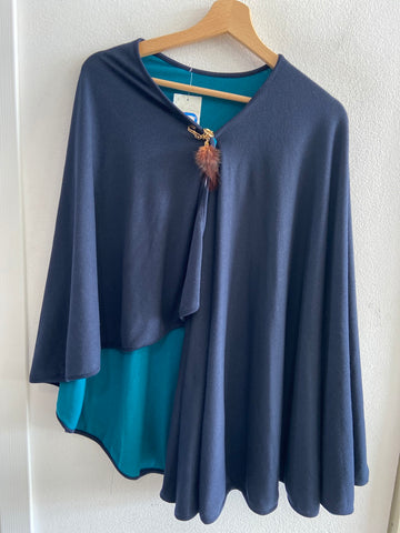 MANTELLA C/SPILLA BLU/VERDE ACQUA