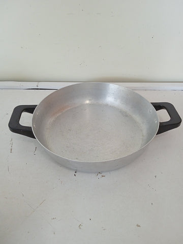 TEGAME DUE MANICI SENZA COPERCHIO IN ALLUMINIO H2XDIAMETRO23 CM