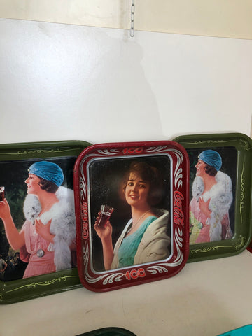 VASSOIO COCACOLA IN METALLO L34X28CM