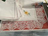 TOVAGLIA X12 IN COTONE BIANCO C/RICAMO COLORATO E APPL.FILET+TOVAGLIOLI
