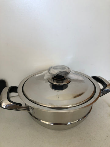 PENTOLA SCOLAPASTA DUE MANICI CON COPERCHIO ACCIAIO 18/10 BAVARIA H18XDIAMETRO19 CM