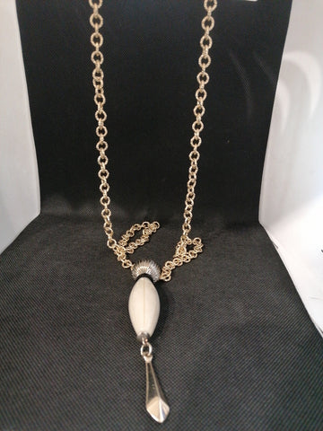 COLLANA LUNGA DORATA C/CIONDOLO PANNA