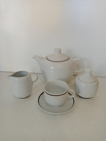 SERVIZIO THE' IN PORCELLANA HUNGARY 15 PZ + PIATTI