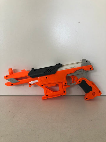 PISTOLA NERF ACCUSTRIKE SERIES H10XL30 CM