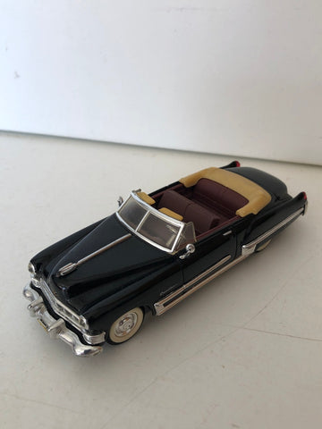 MODELLINO ROAD SIGNATURE CADILLAC COUPE DE VILLE 1949 SCALA 1:43