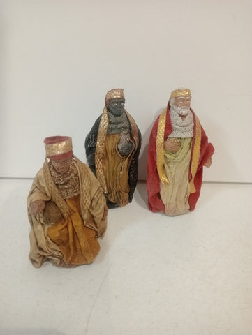 TRE MAGI IN TERRACOTTA TIPO CALTAGIRONE VARIE MISURE