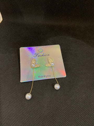 ORECCHINI PENDENTI PERLE FINTE