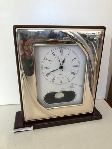 OROLOGIO SVEGLIA DA TAVOLO FLORENCE H25XL25XP5 CM