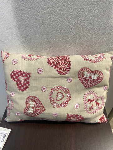 CUSCINO BEIGE A CUORI ROSSI