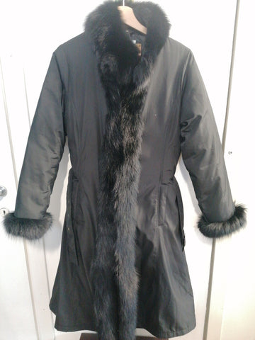 PIUMINO LUNGO LIST TG42 NERO C/RIPORTO PELLICCIA