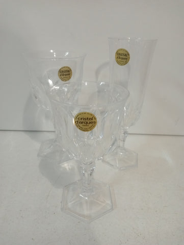 SERVIZIO BICCHIERI CRISTAL D'ARQUES 31 PZ ( MANCANO TRE FLUT 2 ACQUA )