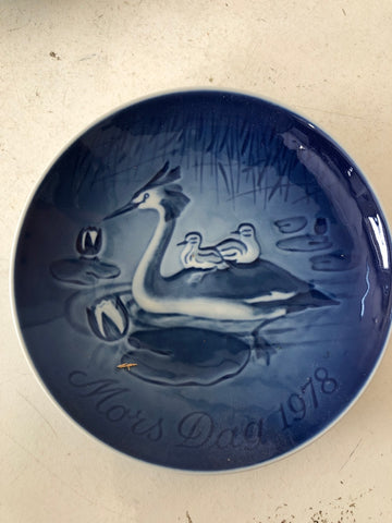 PIATTO IN PORCELLANA ROYAL COPENHAGEN MARS DAG 1978 H2XDIAMETRO14 CM