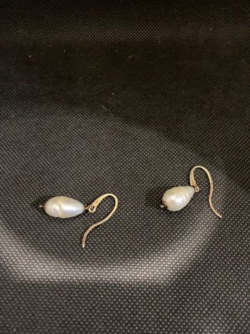 ORECCHINI IN ARG925 C7PERLA BIANCA GOCCIA