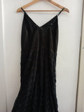 ABIUTO LUNGO TGM NERO IN PIZZO E MACRAME'