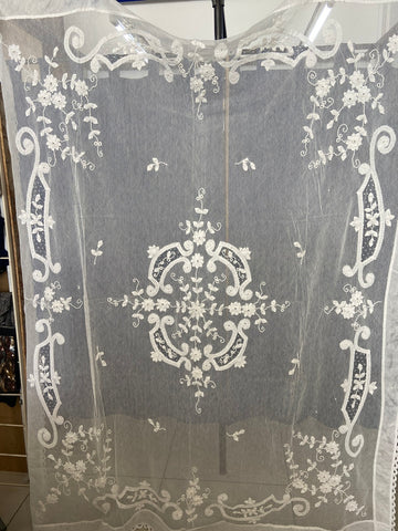 COPRITAVOLO L174X206CM IN COTONE A RETE BIANCO C/RICAMO FIORI APPLICATI