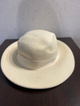CAPPELLO IN PANNO COLORE BEIGE
