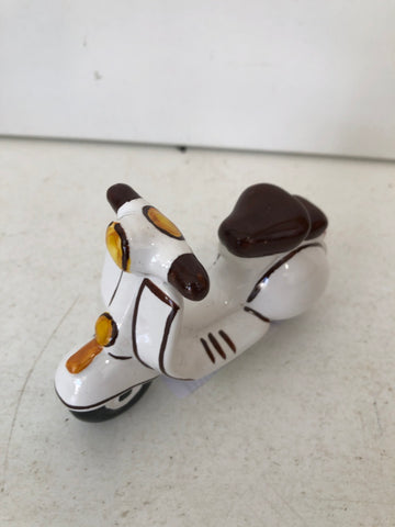 VESPA IN CERAMICA DI CALTAGIRONE L10