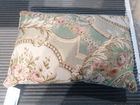 CUSCINO RICAMATO BEIGE