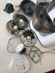 PLANETARIA MULTIFUNZIONE KENWOOD TYPE KM28 900W CIRCA 2L (COMPLETA DI ACCESSORI)