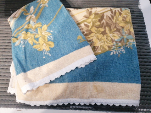 ASCIUGAMANO+OSPITE IN SPUGNA VINTAGE GIALLO/BLU