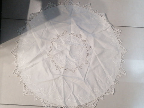 CENTRO TAVOLA D80CM NISTO LINO BIANCO C/RICAMO E INTAGLIO