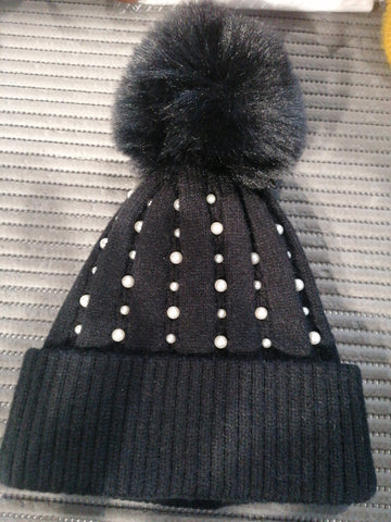 CAPPELLO CUFFIETTA PON PON NERO C/PERLINE