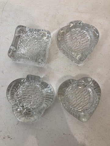 4 POSACENERI IN VETRO SEMI POKER H2XL8XP8 CM