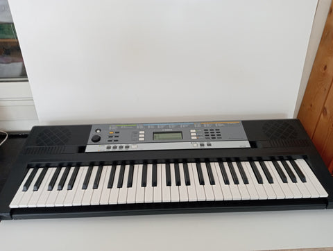 TASTIERA YAMAHA YPT-240 PARI AL MUOVO